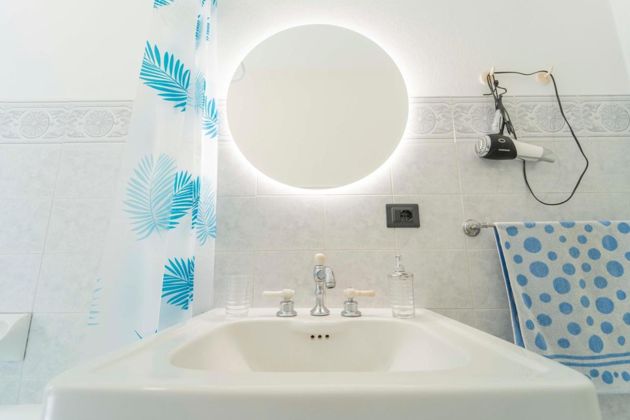 193 - Casa Via Della Chiusa - Centralissimo E Vicino Alla Baia Del Silenzio, Spiaggia E Mare 150M - Parcheggio Gratis Incluso E Aria Condizionata Sestri Levante Zewnętrze zdjęcie
